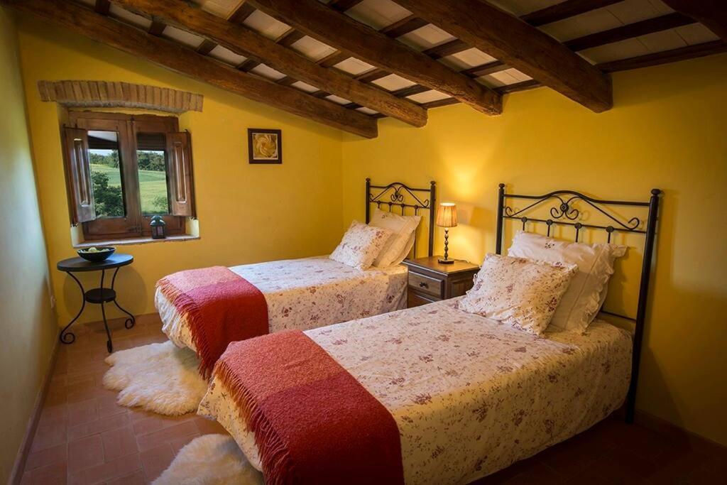 Casa Rural En Rupia Con Piscina Eksteriør billede