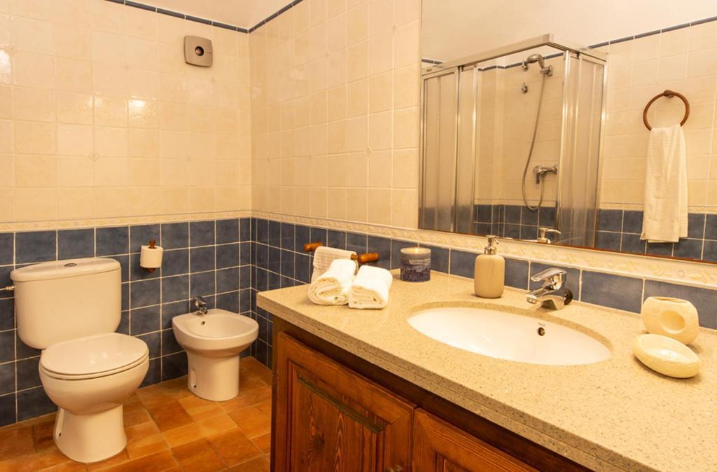 Casa Rural En Rupia Con Piscina Eksteriør billede